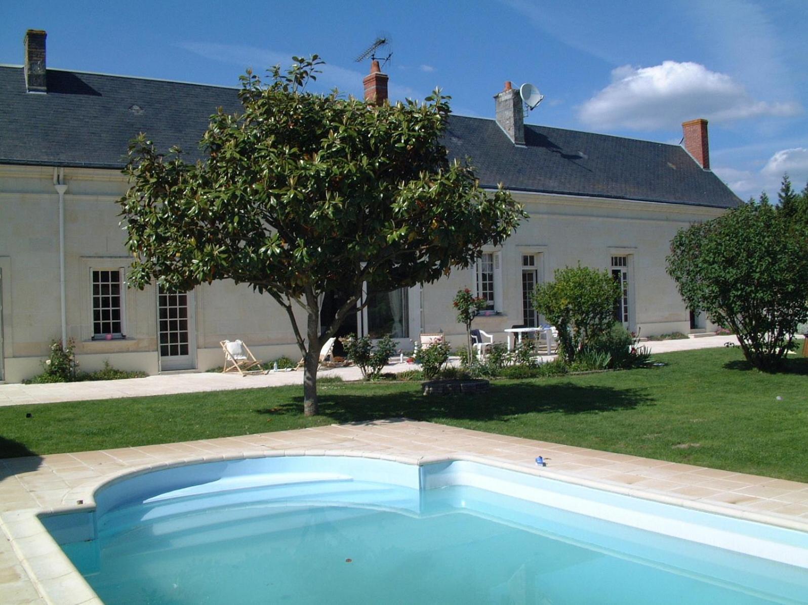 Le Clos De La Chapelle - Gite Les Glycines Екстериор снимка